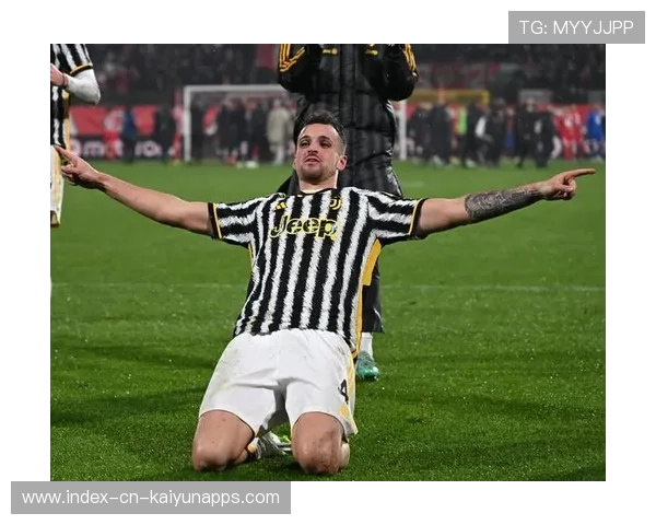 尤文训练课强调角球争顶，前锋头球素质被重点培养